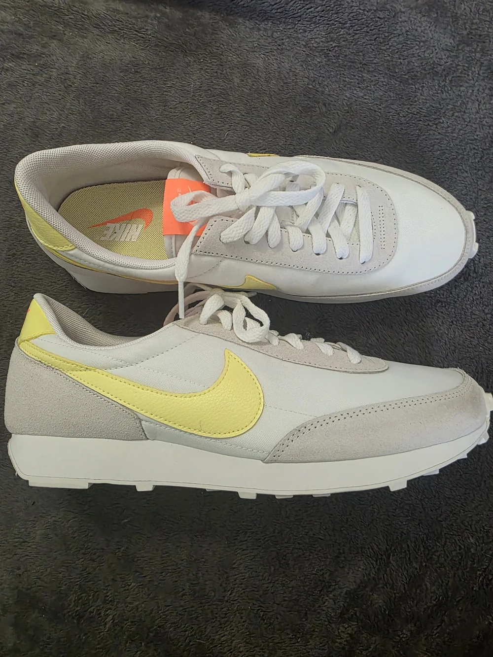 Nike Daybreak-Style Sneakers in White with Yellow Swoosh
